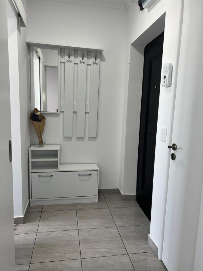 Sunny Apartment Center Сучава Екстер'єр фото