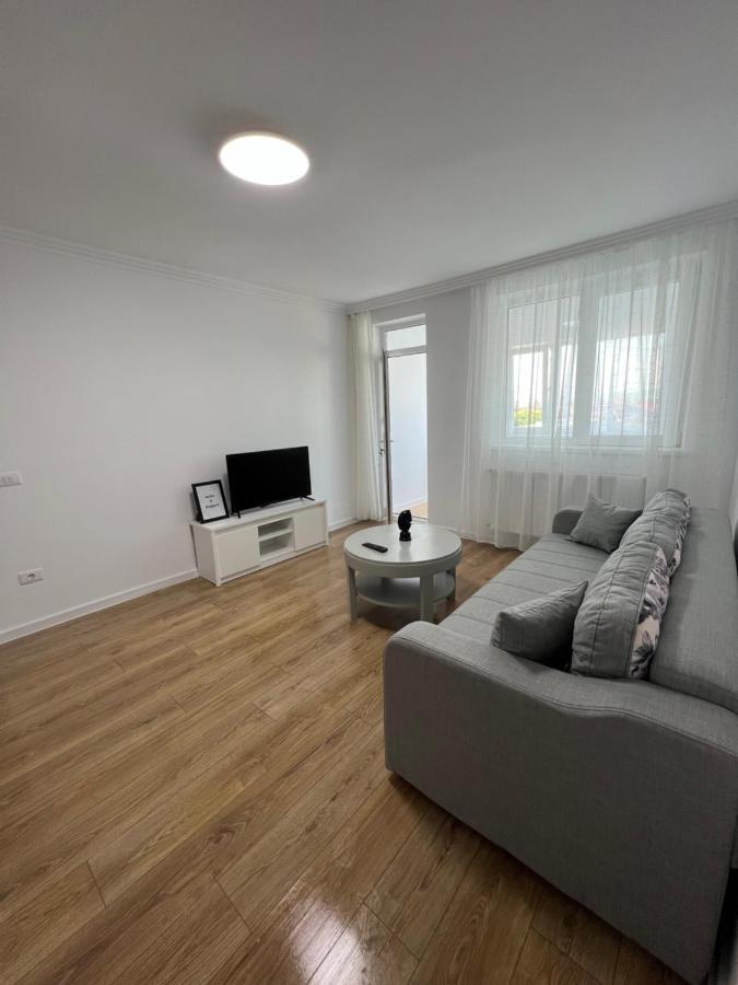 Sunny Apartment Center Сучава Екстер'єр фото